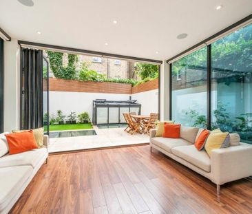 3 bedroom maisonette to rent - Photo 2