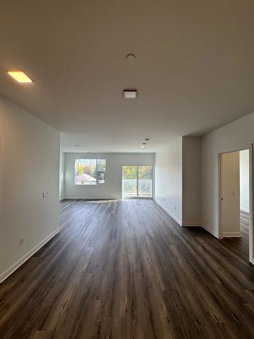 For Lease - 4842 Bank Street Unit# 212, Blossom Park - Airport and Area, Ontario - Photo 5