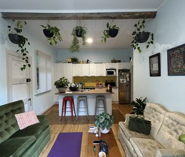 Cosy 3-Bedroom Home with loads of Character - Photo 2