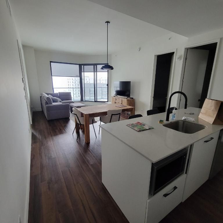 Superbe Condo 2 chambres prestige Le Huppé Situé tout prêt des galleries de la capitale - Cession de bail - Photo 1