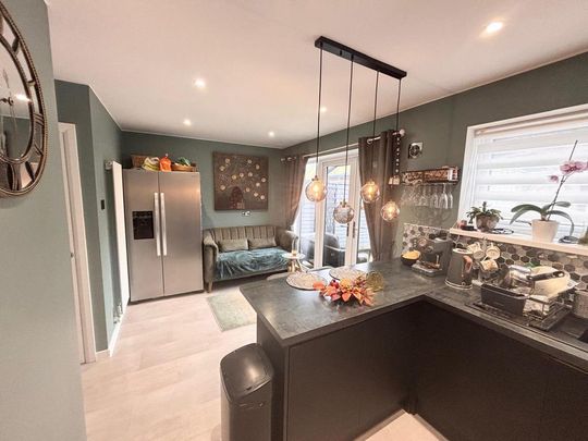 2 bedroom terraced house to rent - Photo 1