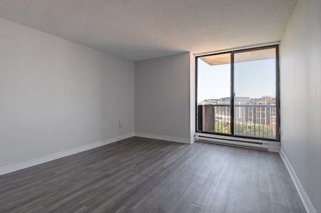 Spring Garden - 2 Bedroom - Photo 3