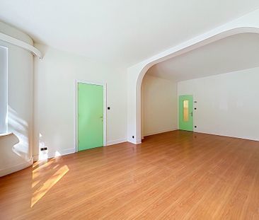 Gelijkvloerse verdieping met één slaapkamer in Bruxelles - Foto 3