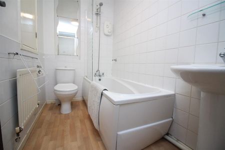 2 bedroom Student End of terrace house to rent in Windmill Court, Newcastle Upon Tyne - Photo 5
