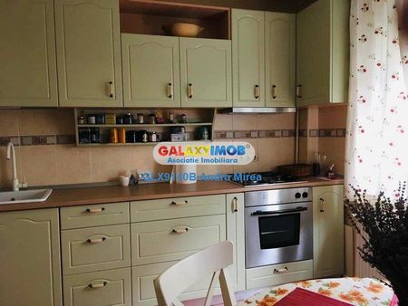 Inchiriere apartament 2 camere Unirii - Fotografie 2