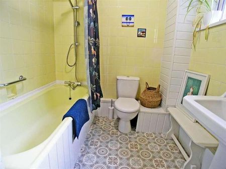 Rookwood Close, Llandaff, CF5 - Photo 2