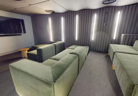 Platinum Studio - Photo 3