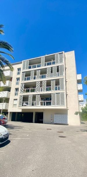 Appartement 2 Pièces 38 m² - Photo 2