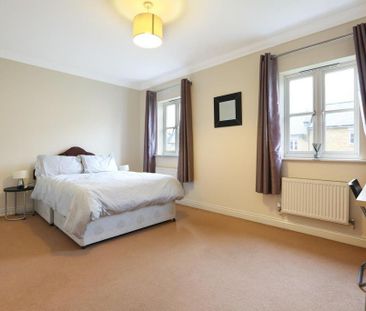 4 bedroom terraced house to rent - Photo 1