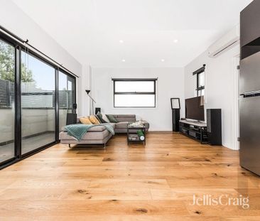 4/15 Cypress Avenue, Brooklyn VIC 3012 - House For Rent | Domain - Photo 1