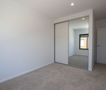 67 Beechworth Street, Watson ACT 2602 - Townhouse For Rent | Domain - Photo 5