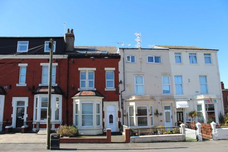 High Street, Blackpool - Photo 4