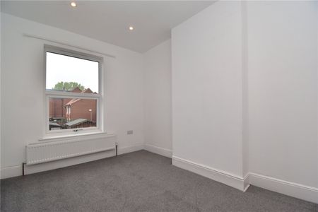 Bramford Road, Ipswich, Suffolk, IP1 4AZ - Photo 2