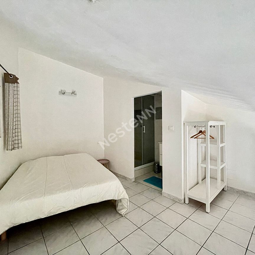 Loue petite maison de village T2 mezzanine meublée de 30m² à Châteauneuf-du-Pape, - Photo 1