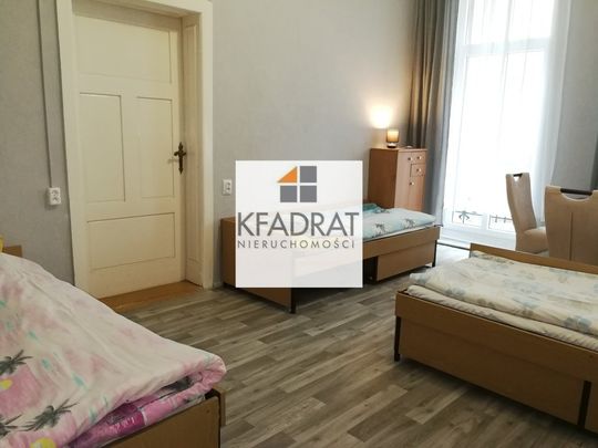 Mieszkanie pracownicze, dla 10-12 osób, centrum - Photo 1