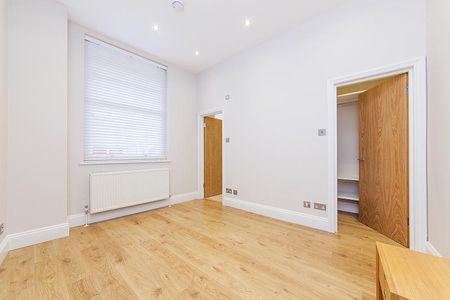 4 bedroom apartment to rent - Photo 5