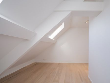 Ruime stadswoning met 4 slaapkamers en mooie buitenruimte - Photo 5