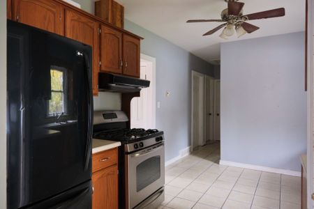 For Lease - 784 South Pelham Road, Welland, Ontario - Photo 3