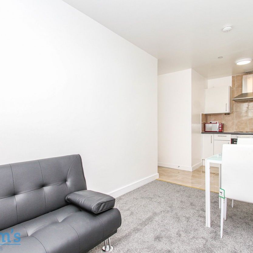 1 bed Apartment for Rent - Photo 1