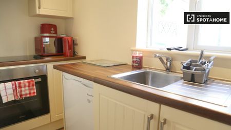 Studio for rent in Cabra East, Dublin - Photo 3