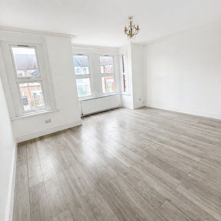 3 Bed Flat, Radley Road, N17 - Photo 1