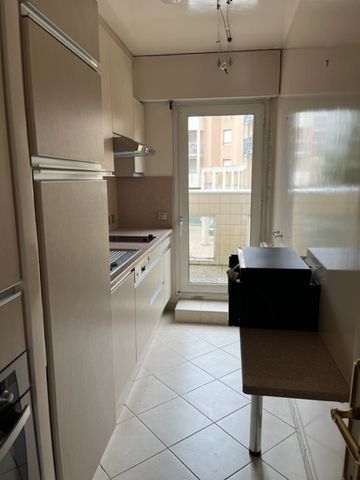 Location Appartement 3 pièces 67m² PAU 64000 - Photo 5