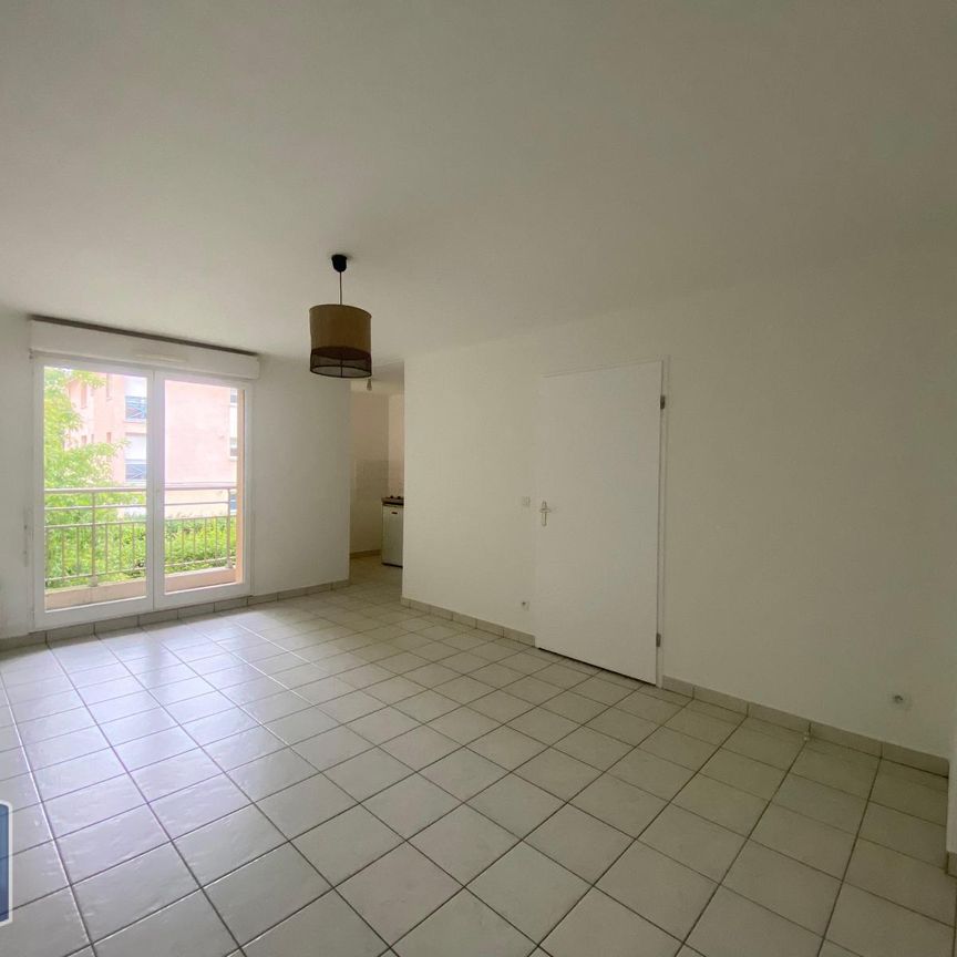 Location Appartement 2 pièces 43m² ELBEUF 76500 - Photo 1