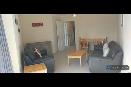 1 bedroom flat to rent - Photo 4