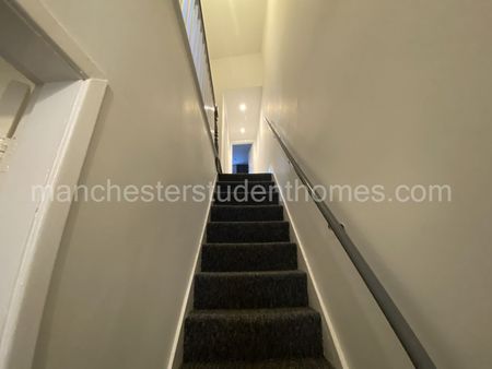 Beeton Grove, Manchester, M13 0DL - Photo 2