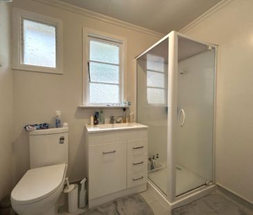 Warm 1 Bedroom + Office Home Close to Nelson City - Photo 1