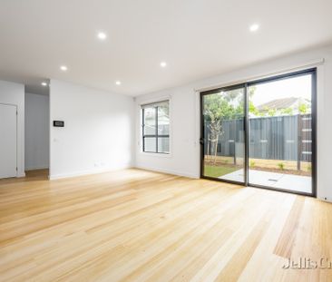 2/175 Collins Street, Thornbury - Photo 2