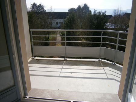 Joli T2 en Résidence avec terrasse et parking - Photo 2