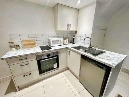 Castle Street, Brighton, BN1 - Photo 2