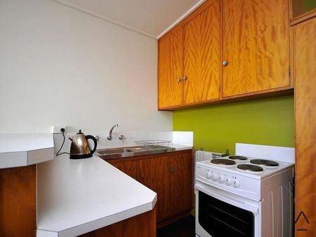 Had Enough Of Hotel Rooms? - Photo 4