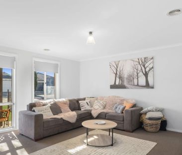 Fantastic Family Home - Photo 3