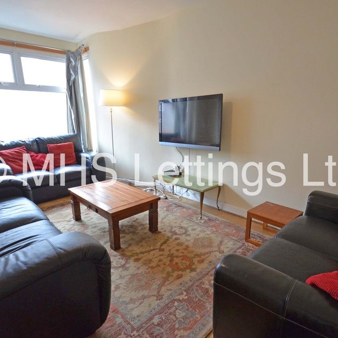 64 Manor Drive, Leeds, LS6 1DD - Photo 1