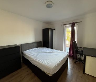 6 bedroom detached house to rent - Photo 6