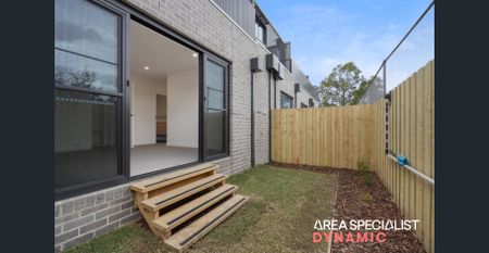 Brand New Luxury Townhome with 3 Bedrooms & 3 Bathrooms! - Photo 5