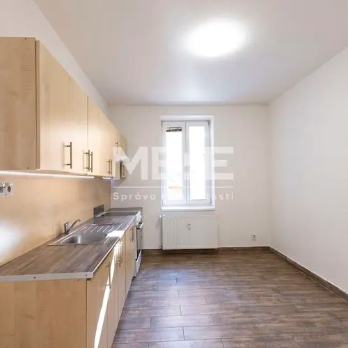 Prostorný byt 3+1 (102 m - Photo 1