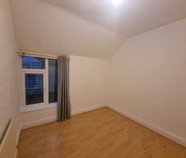 Second Avenue - Photo 5