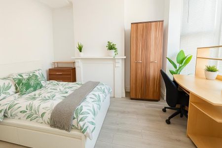 4 bedroom house to rent - Photo 3