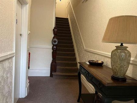 Cathedral Road, Pontcanna, Cardiff, CF11 - Photo 3