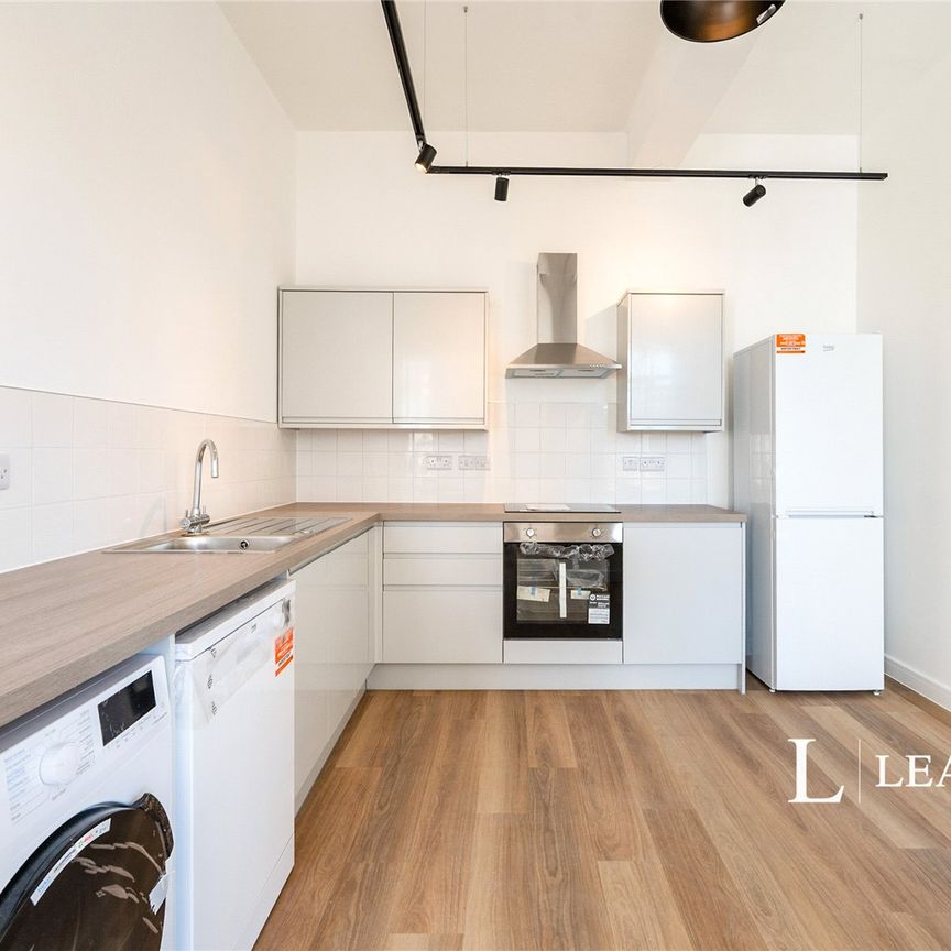 1 bedroom apartment to rent Commercial Road, Portsmouth, Hampshire, PO1 - Photo 1