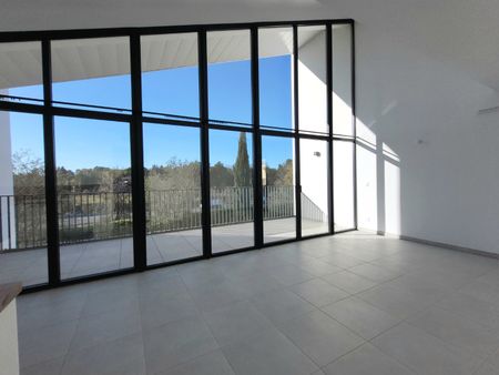 Location Appartement 3 pièces 86m² AIX EN PROVENCE 13100 - Photo 4