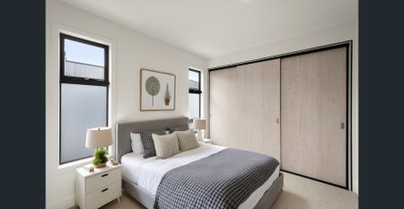 STUNNING NEW DESIGNER TOWNHOUSE - Photo 2