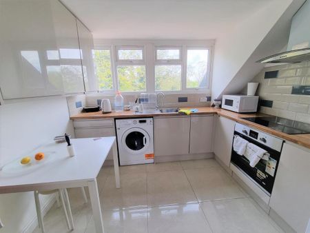 1 bedroom property to rent - Photo 3