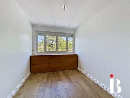 Location Appartement 4 pièces 78m² ST HERBLAIN 44800 - Photo 2