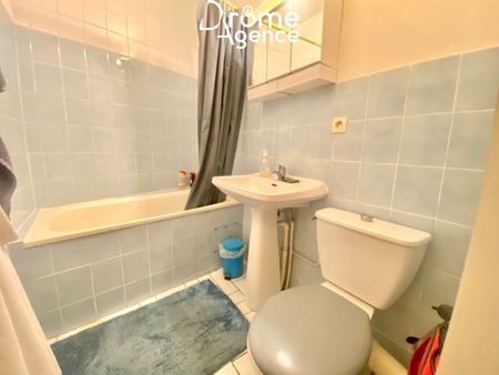 Location Appartement 2 pièces 40m² VALENCE 26000 - Photo 5