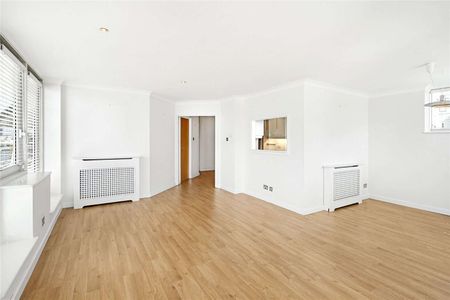 Two bed flat located close to the Thames in Battersea - Photo 3