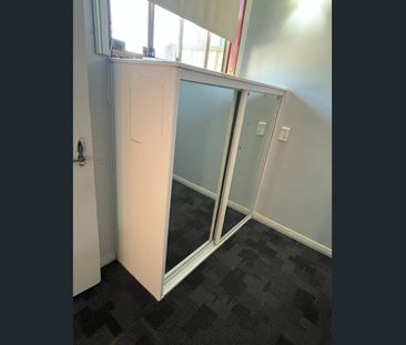 1 Bedroom 1 bathroom studio including electricity and Internet - Photo 5